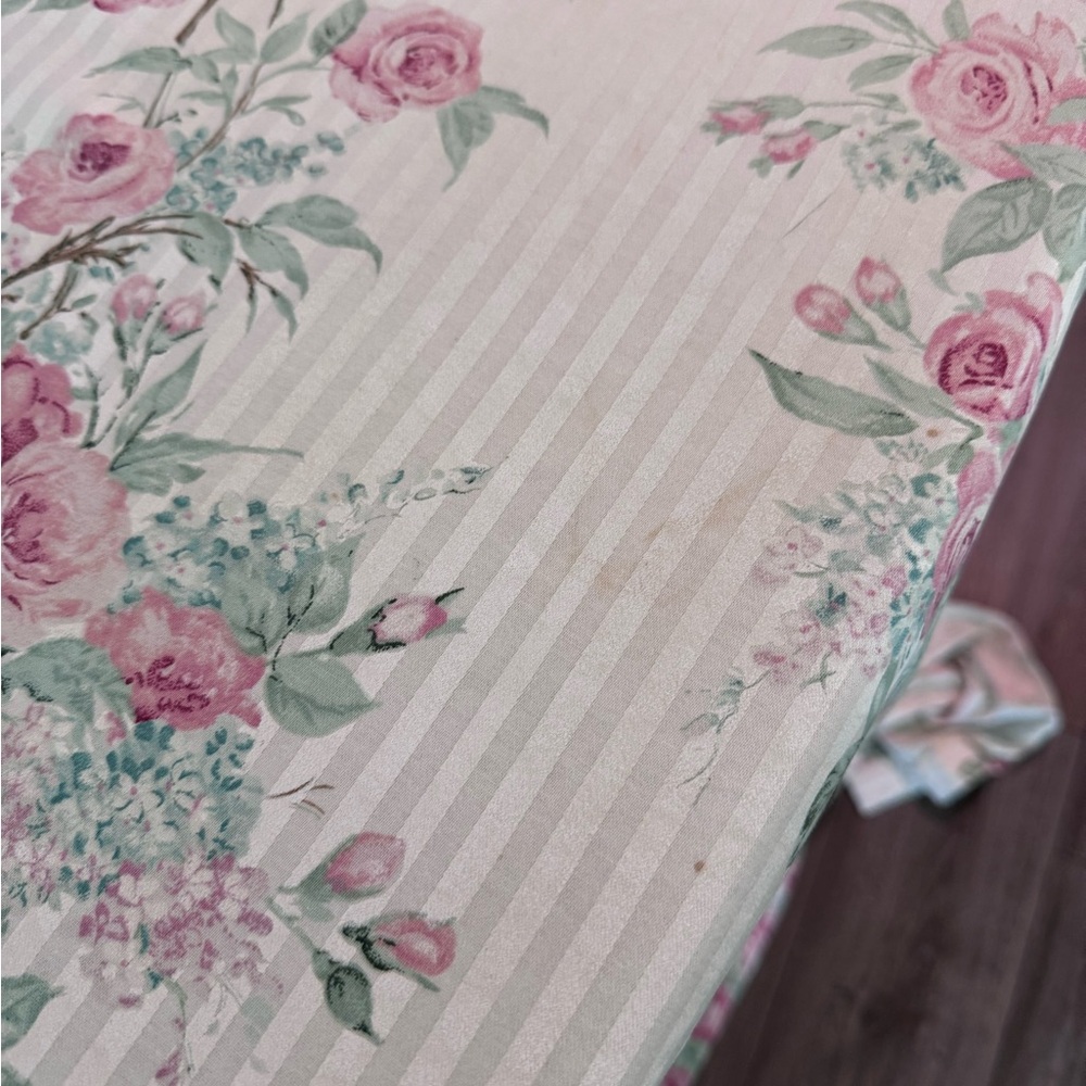 Vintage Ralph Lauren 62 Inch Pleated Curtain Panel - Picture 10 of 10